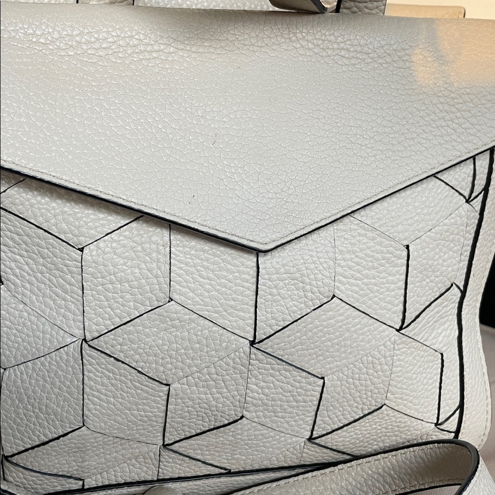 Welden Voyager Small Flap Satchel Cement Colored Pebbled Leather Crossbody Bag - Picture 8 of 13
